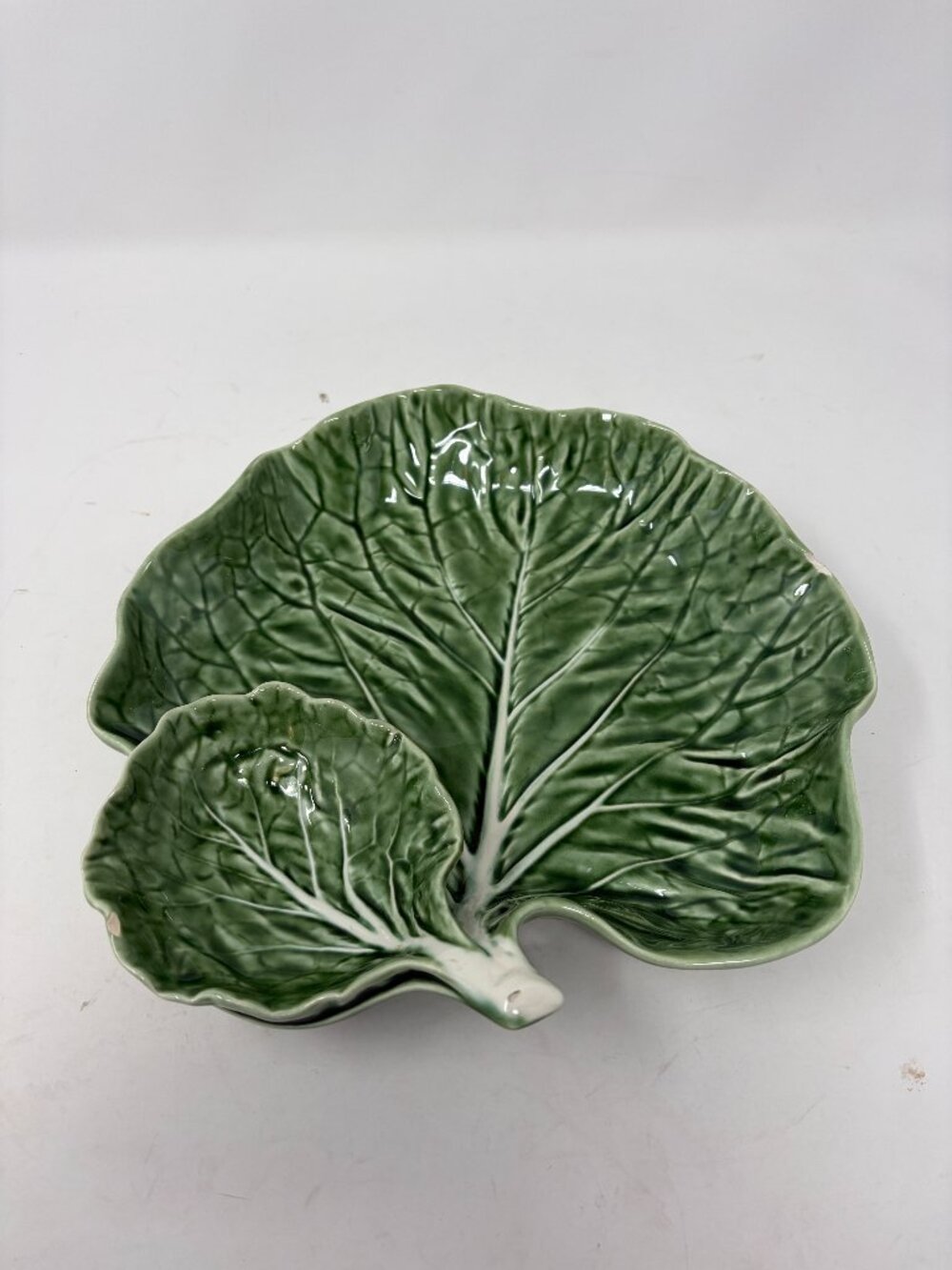 Bordallo Pinheiro cabbage leaf dish chips and dip Portugal green majolica